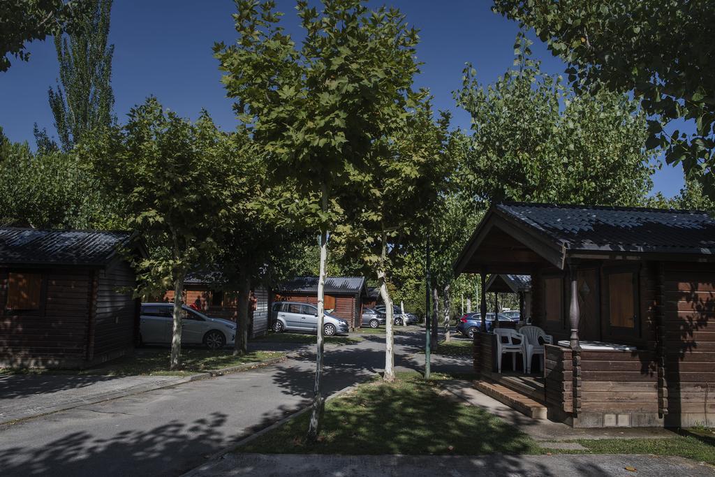 Camping & Bungalows Ligueerre De Cinca Exterior photo