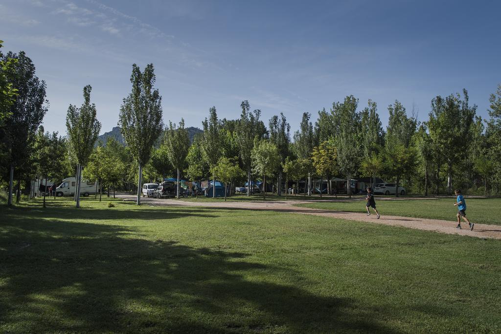 Camping & Bungalows Ligueerre De Cinca Exterior photo
